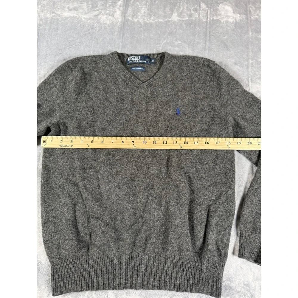 Polo Ralph Lauren Men's M Gray 100% Lambs Wool V-Neck Sweater Embroidered Logo